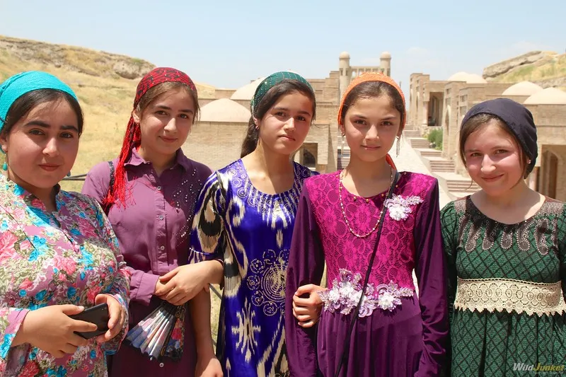Pemerintah Tajikistan Larang Warganya Untuk Menggunakan Hijab
