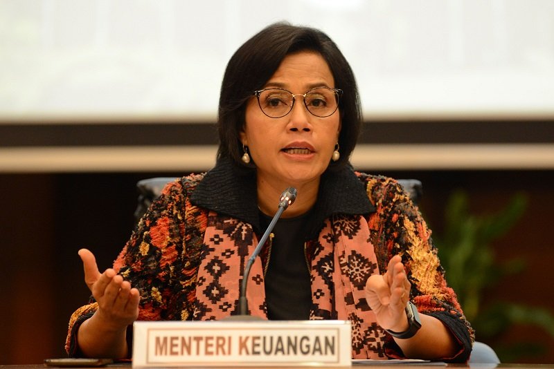 Menteri Keuangan Sri Mulyani memberikan keterangan pers mengenai Pembayaran Tunjangan Hari Raya (THR) 2019 di Kementrian Keuangan, Jakarta, Jumat (24/5/2019)
